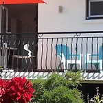 Apartment Bel Avec Grande Terrasse Ensoleillee Et Jardin