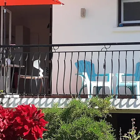 Apartmán Bel Avec Grande Terrasse Ensoleillee Et Jardin